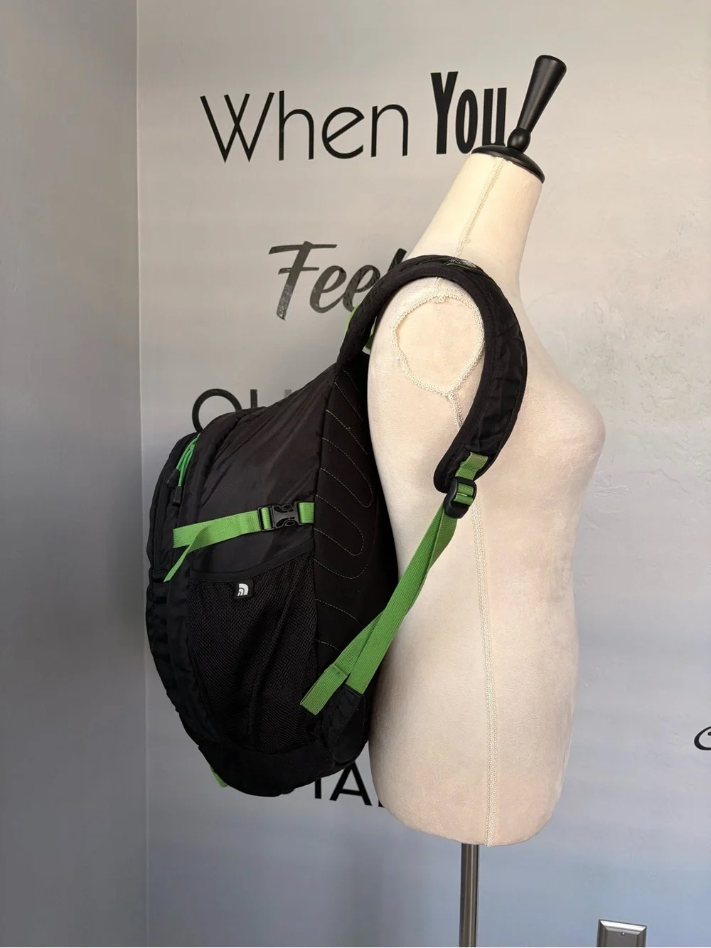 North Face Wasatch Large Black & Green Men's Backpack